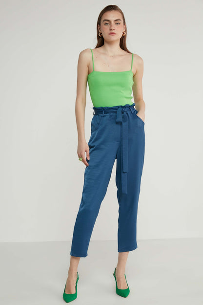 HIGH-WAIST JAGGED CROP TROUSERS