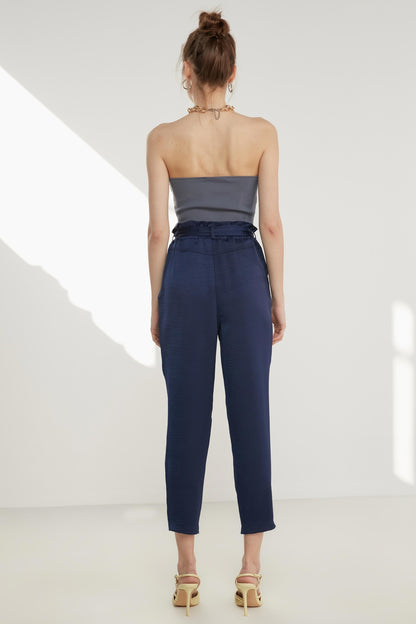 HIGH-WAIST JAGGED CROP TROUSERS