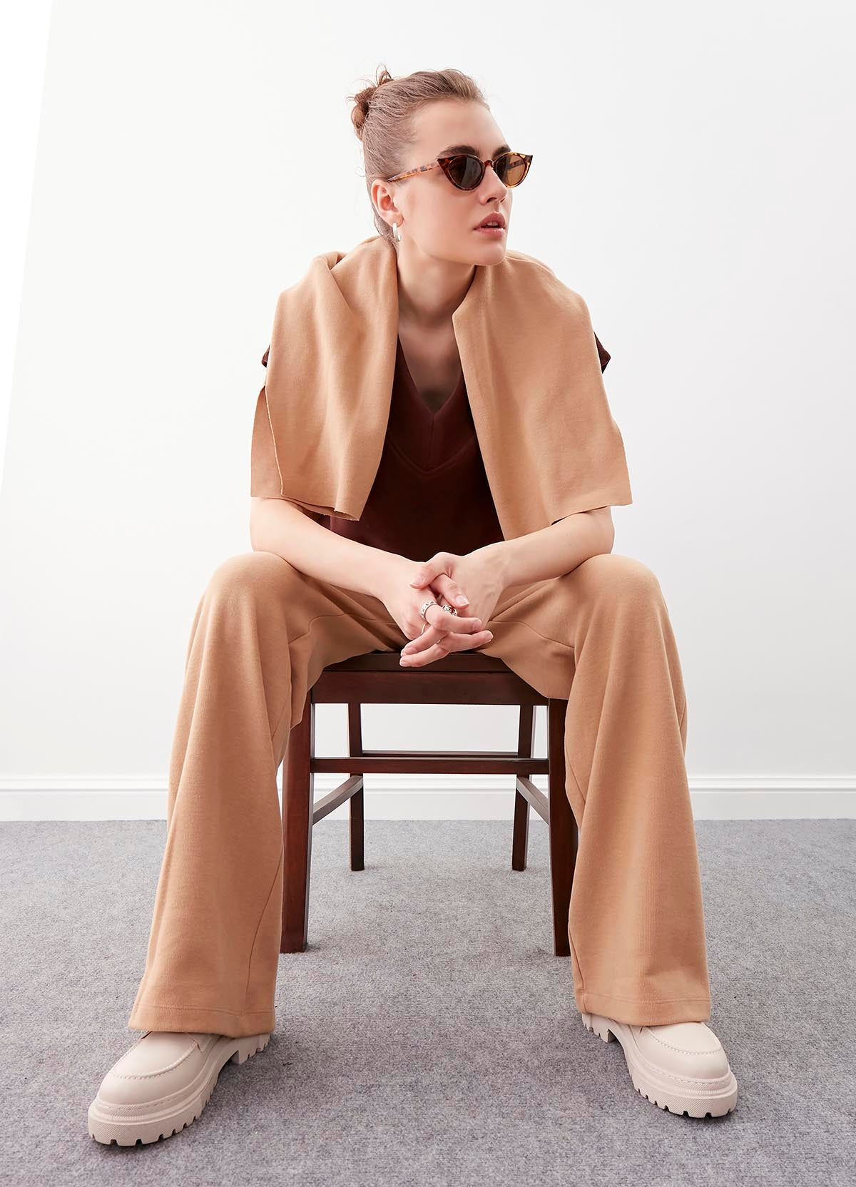 HIGH WAIST KNITTED TROUSERS