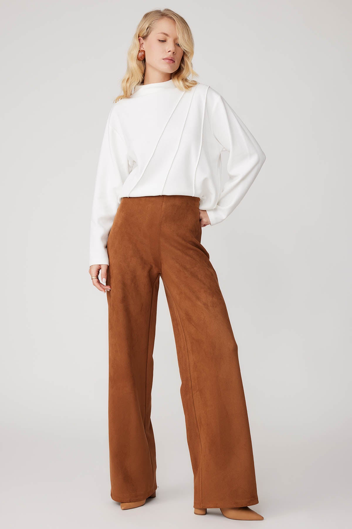 HIGH WAIST WIDE LEG ZIPPERED TROUSERS
