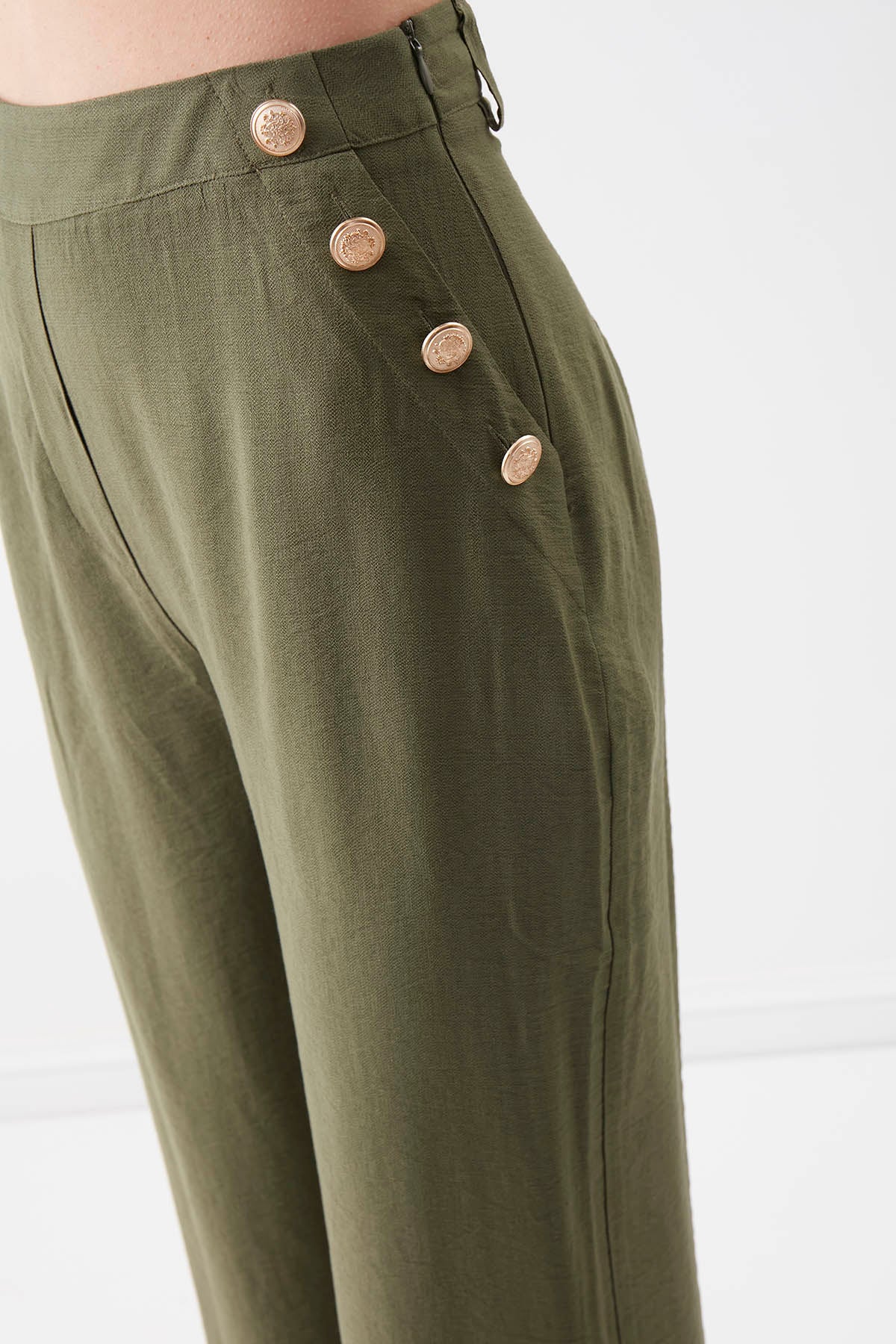 HIGH-WAIST GOLD BUTTON WIDE-ASPECT TROUSERS