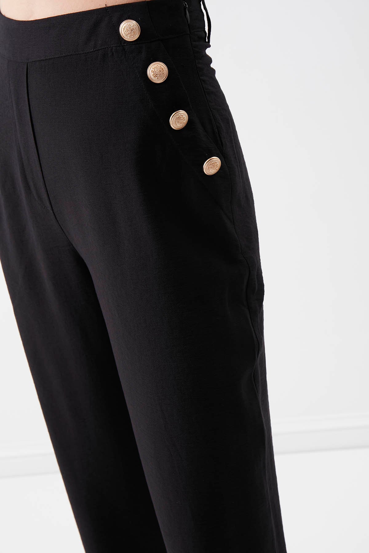 HIGH-WAIST GOLD BUTTON WIDE-ASPECT TROUSERS
