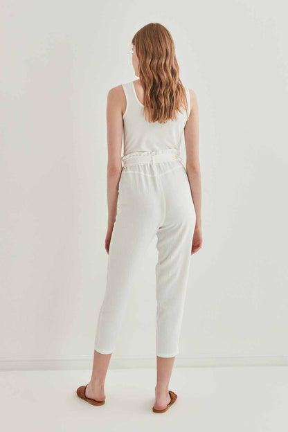 CROP TROUSERS WITH HIGH WAIST BELT ARCHES