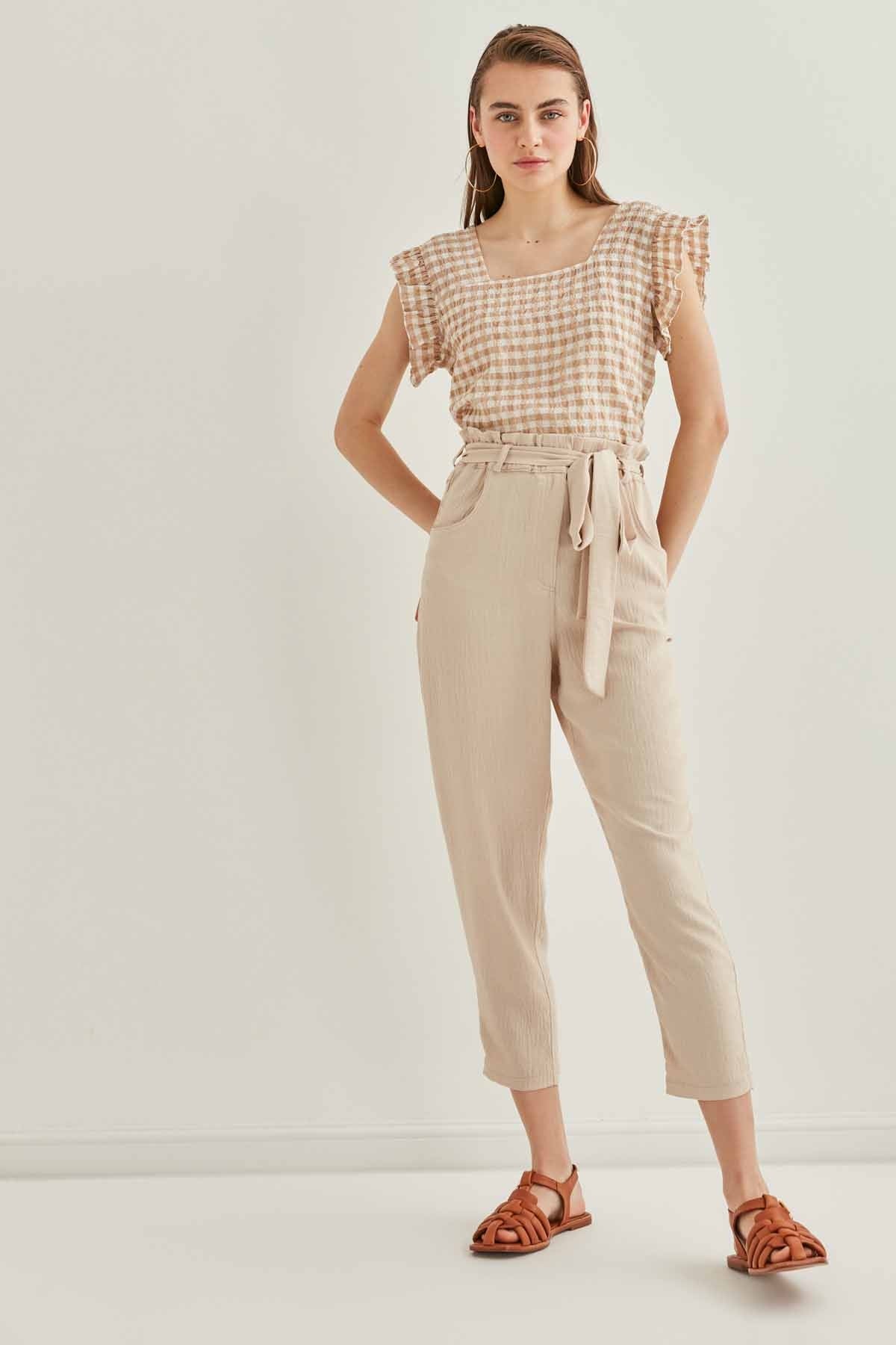 CROP TROUSERS WITH HIGH WAIST BELT ARCHES