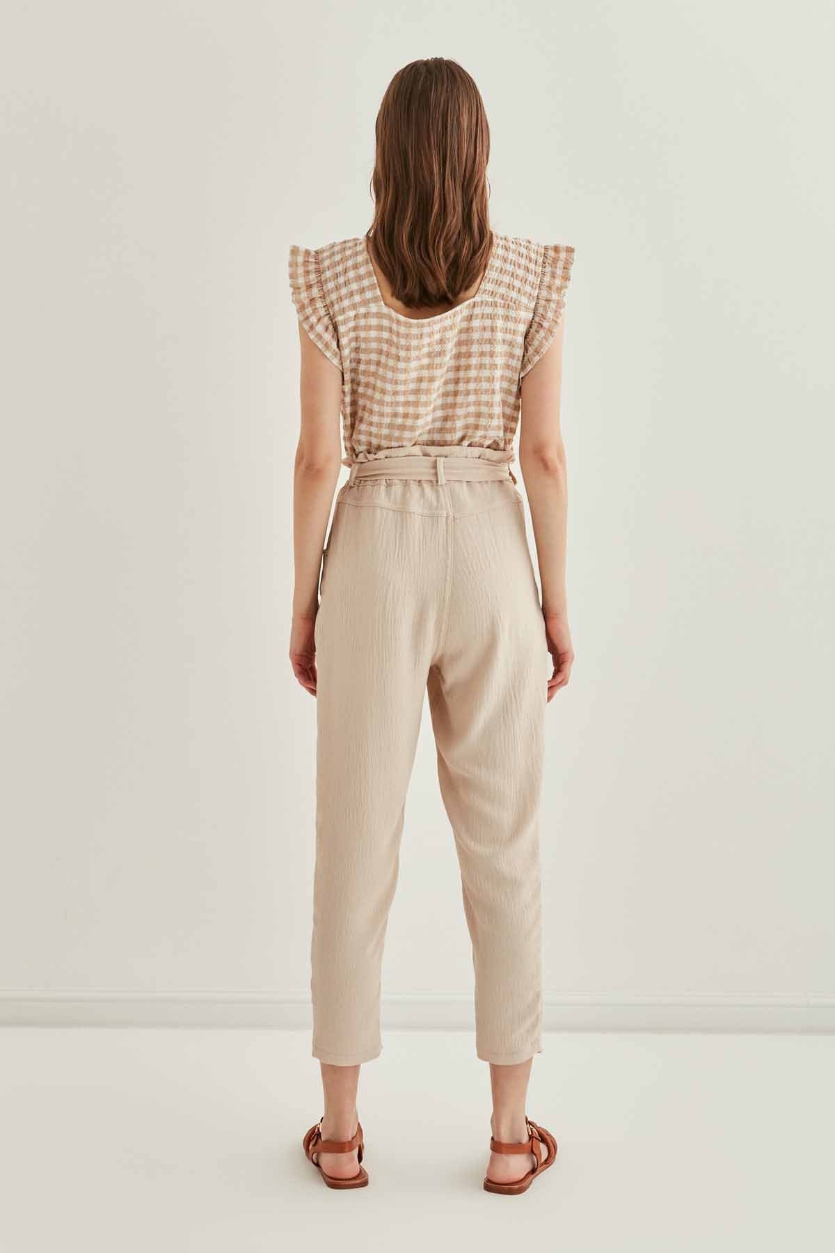 CROP TROUSERS WITH HIGH WAIST BELT ARCHES