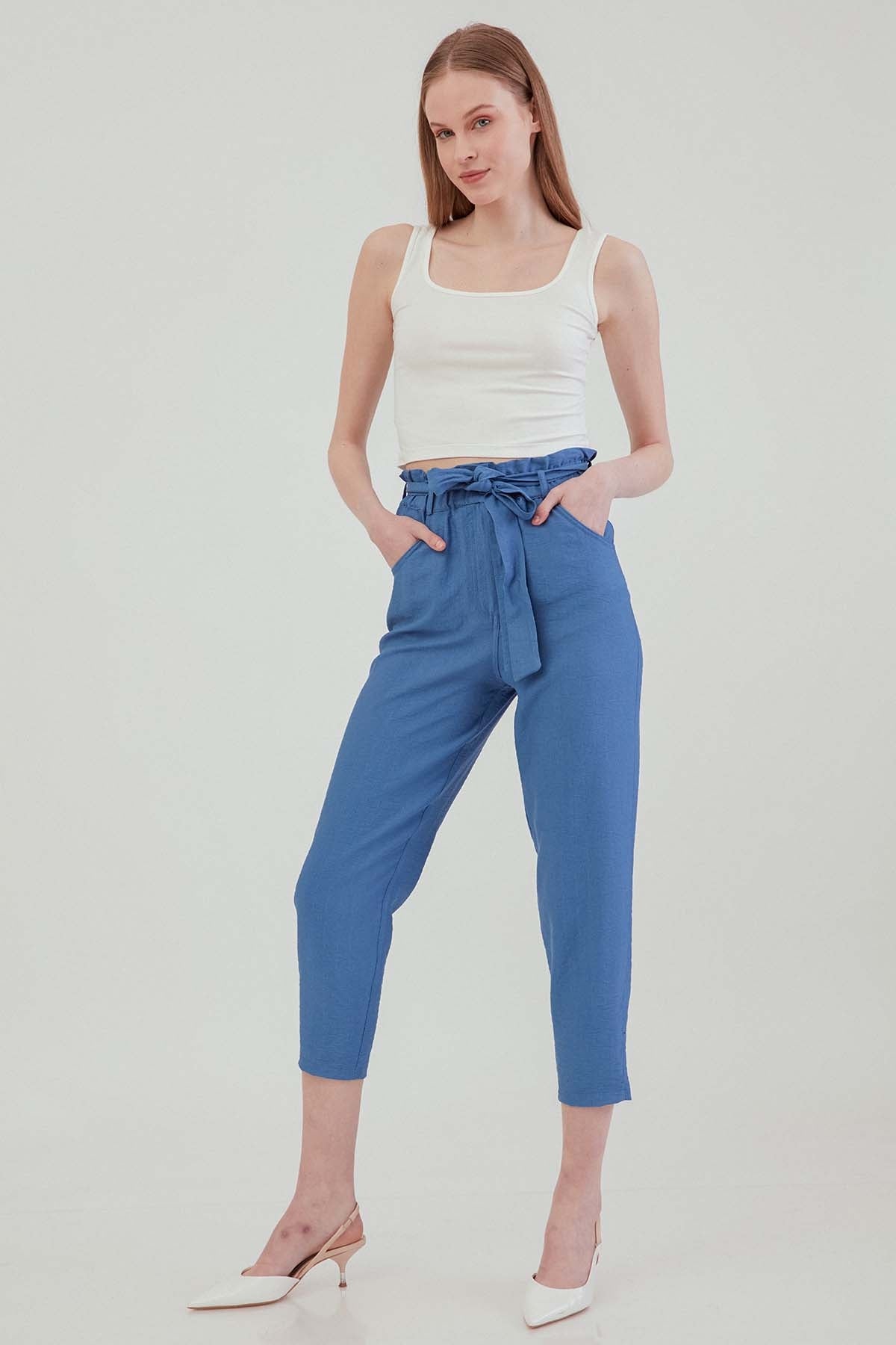 CROP TROUSERS WITH HIGH WAIST BELT ARCHES