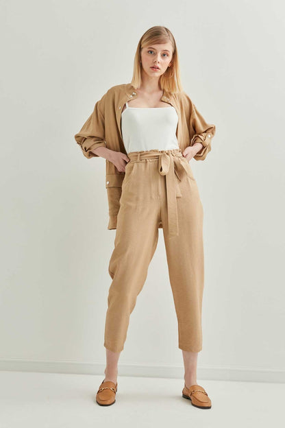 CROP TROUSERS WITH HIGH WAIST BELT ARCHES