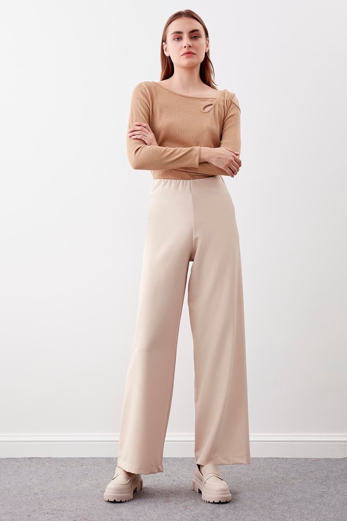 HIGH-WAIST PALAZZO TROUSERS