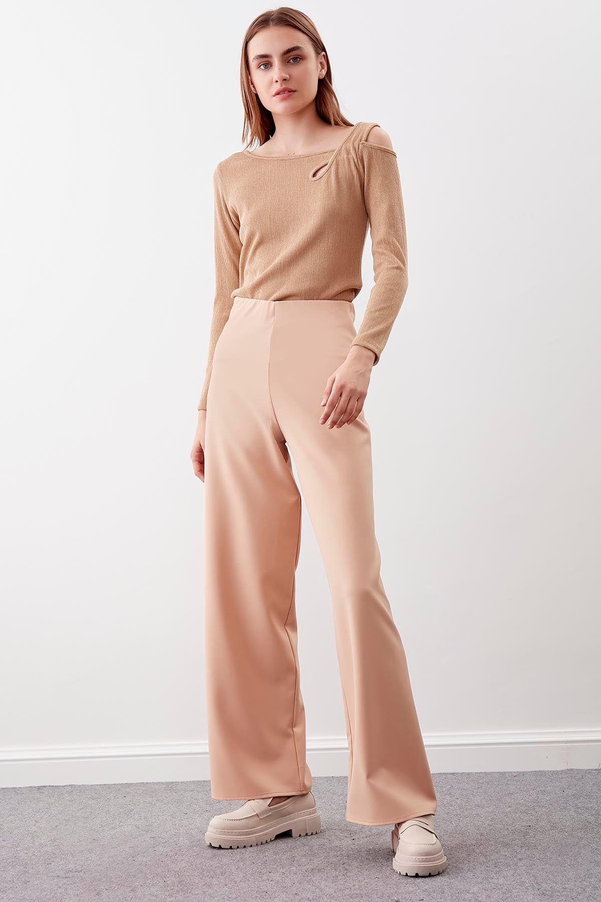 HIGH-WAIST PALAZZO TROUSERS