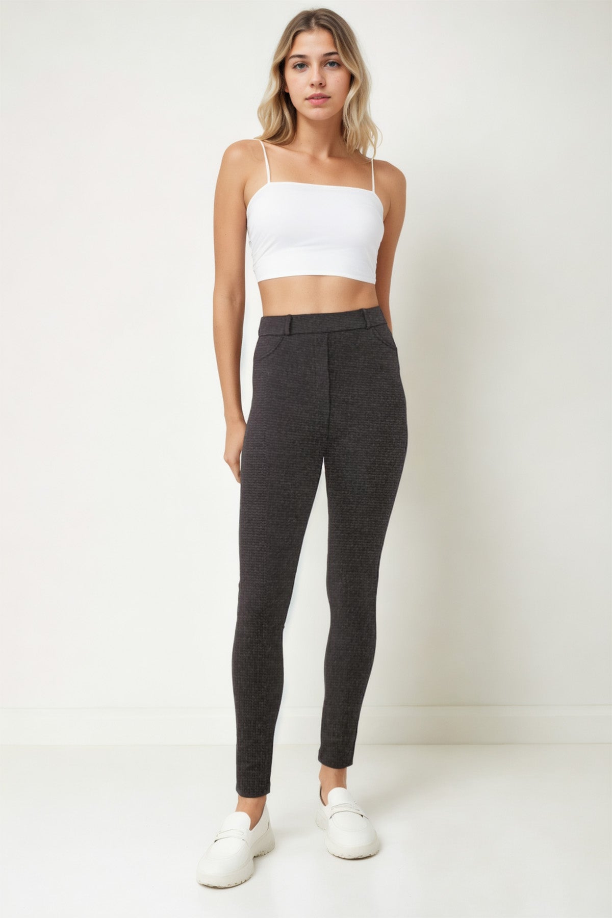 HIGH-WAIST TIGHTS TROUSERS