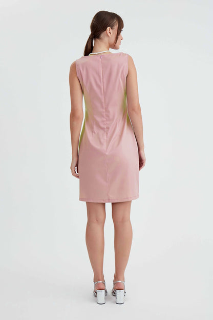 ROUND COLLAR SLEEVELESS DRESS
