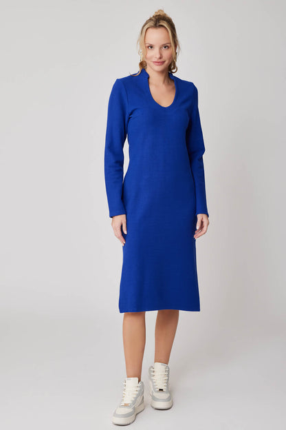 ROUND COLLAR LONG KNITTED DRESS