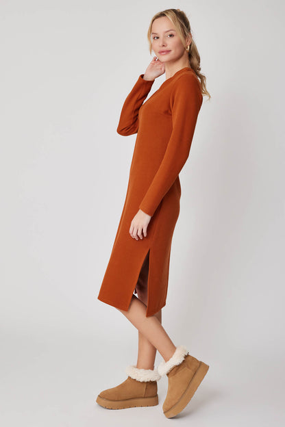 ROUND COLLAR LONG KNITTED DRESS