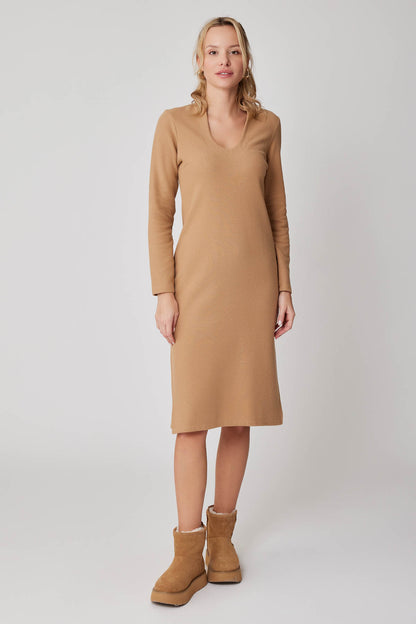 ROUND COLLAR LONG KNITTED DRESS