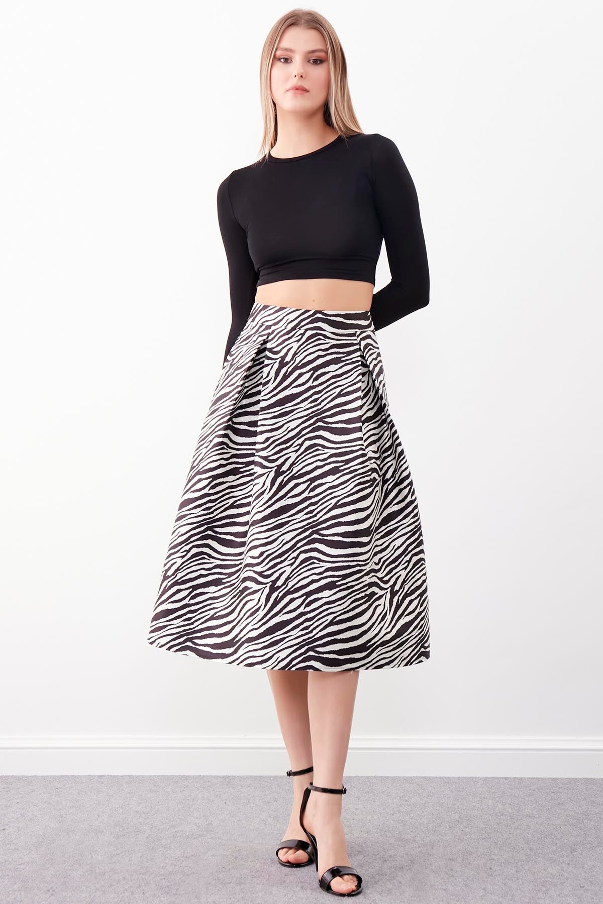 ZEBRA PATTERN SKIRT