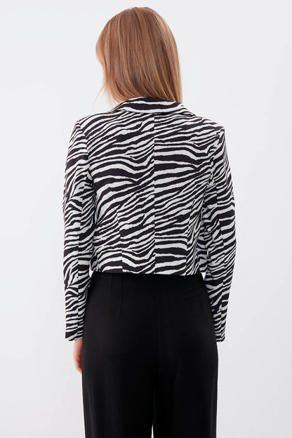 ZEBRA PATTERN SINGLE BUTTON CROP JACKET