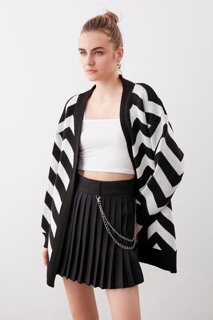 ZIGZAG PATTERN UNITED CARDIGAN