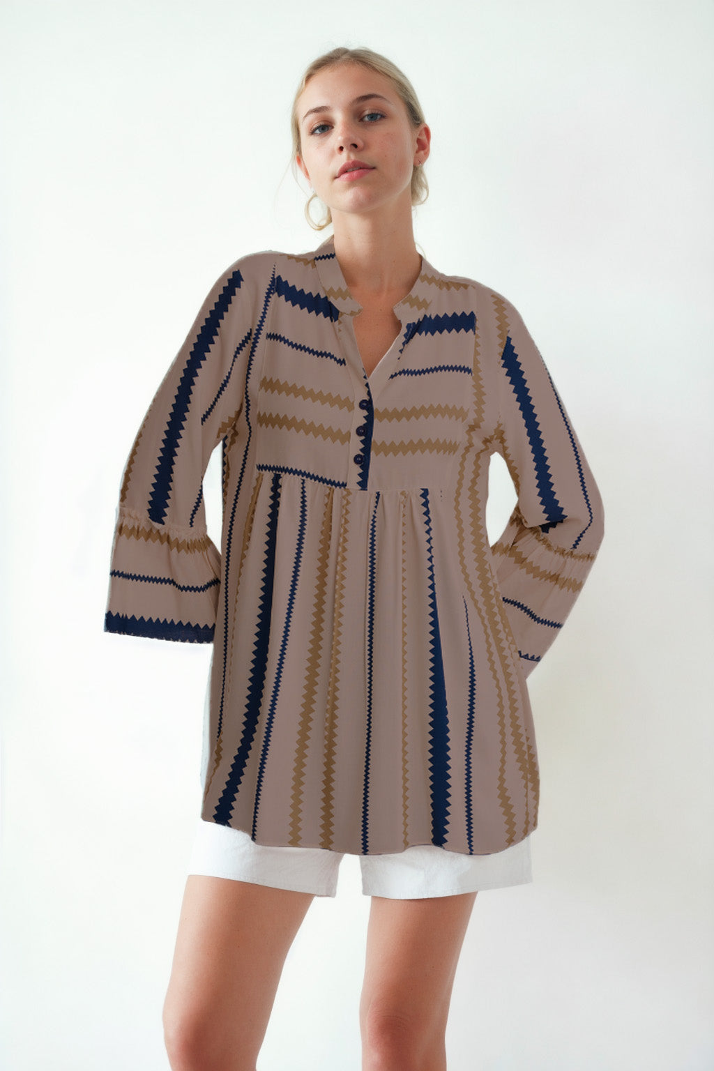 BLOUSE WITH ZIGZAG PATTERN