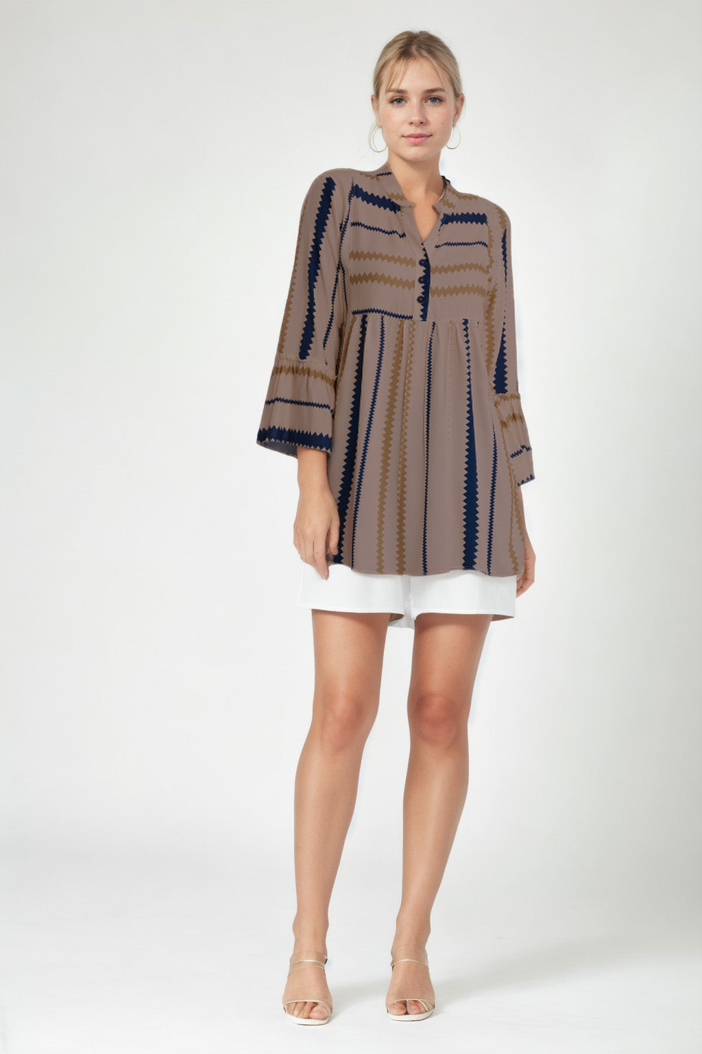 BLOUSE WITH ZIGZAG PATTERN