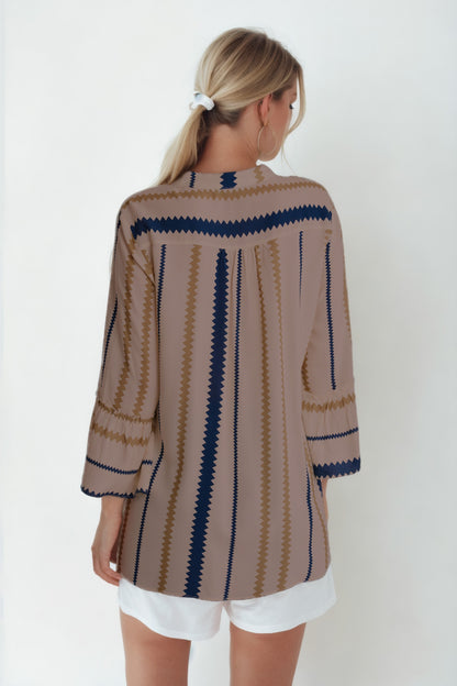 BLOUSE WITH ZIGZAG PATTERN