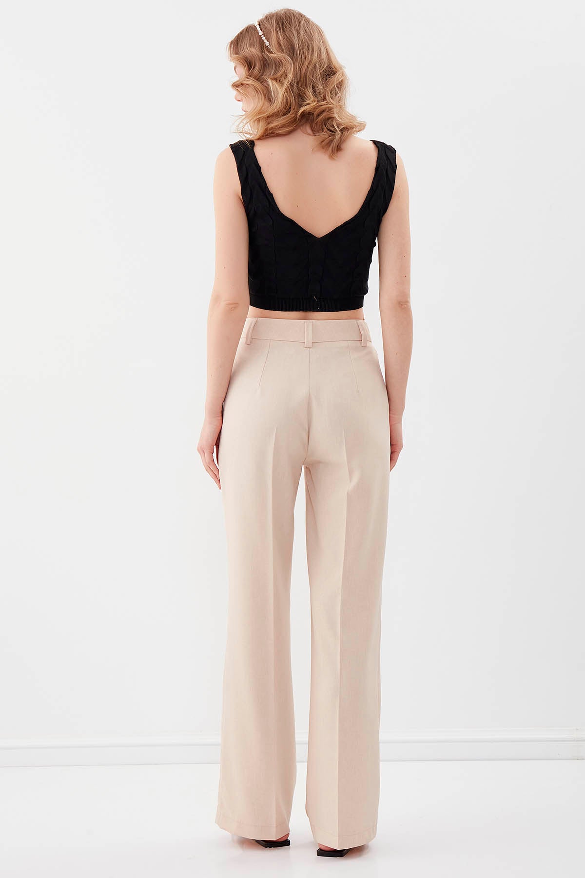 CHAIN DETAILED HIGH-WAIST WIDE-LEG TROUSERS